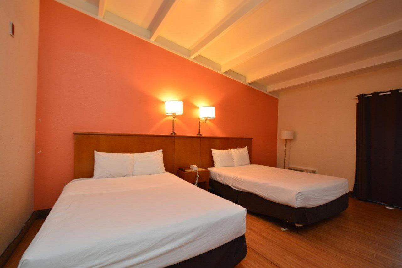 Clearwater Hotel מראה חיצוני תמונה