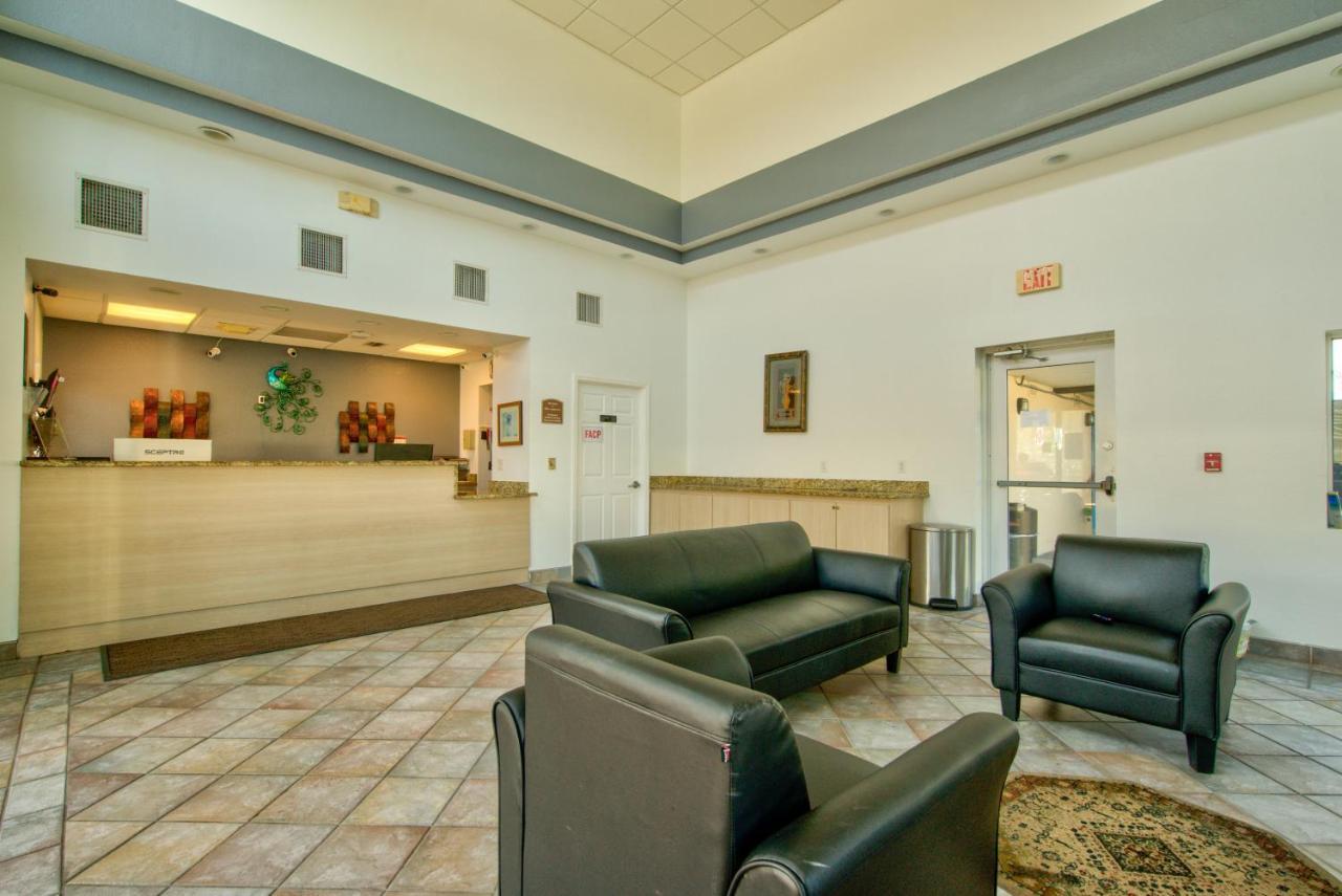 Clearwater Hotel מראה חיצוני תמונה
