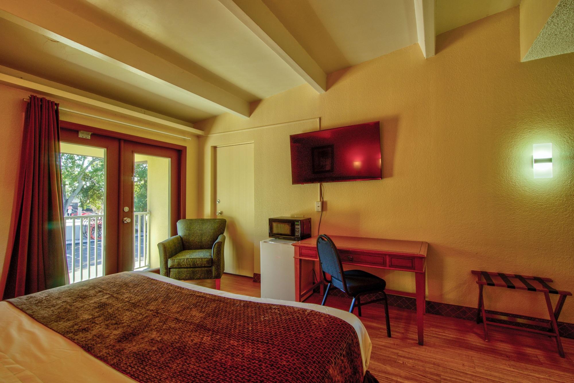 Clearwater Hotel מראה חיצוני תמונה