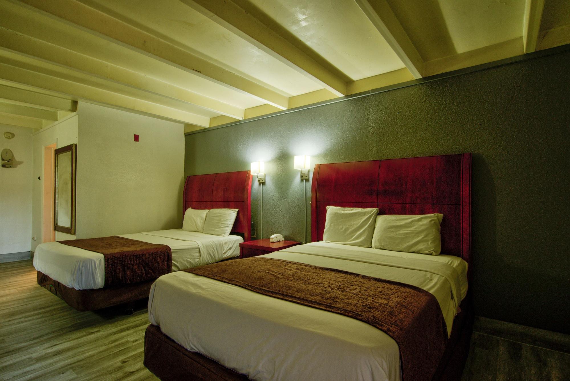 Clearwater Hotel מראה חיצוני תמונה